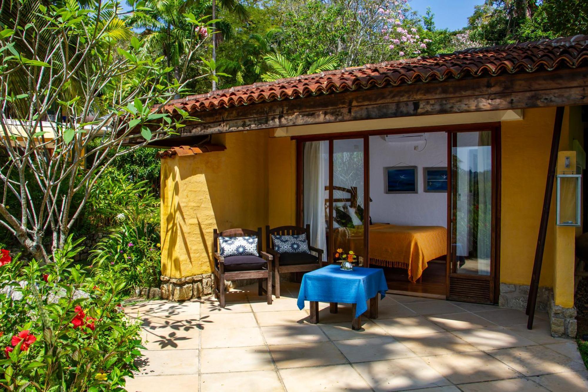 Bougainvillea Retreat 캔디 외부 사진